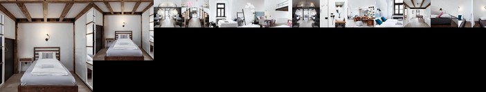 Long Story Short Hostel & Cafe