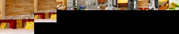 Home & Teak Homestay