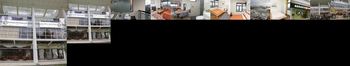 Tamara Putrajaya Promenade Suite 3 AC Bedrooms 2 Baths WiFi Lake & City View by MRK