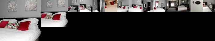 Behan's Horseshoe Bar & Restaurant