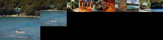 Patagonia Baker Lodge