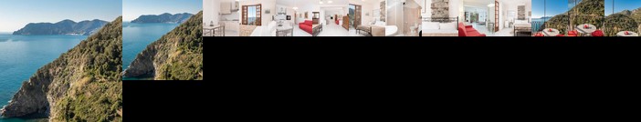 Rossi Tramonti sul Mare