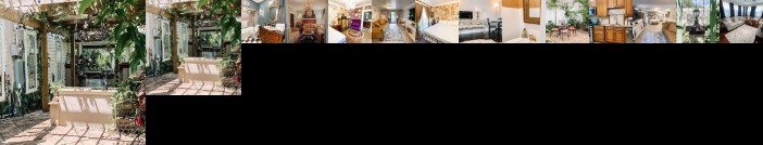 Park Place Inn and Cottages