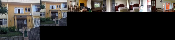 Casa Albergue Hostel