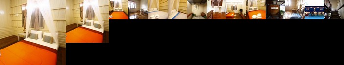 Baan Khun Yaai Mai Khun Ta