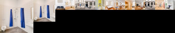 Away Hostel & Coffee Shop