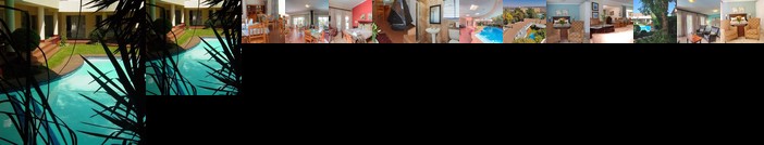 Woodmead Guest Lodge