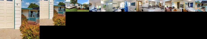 Beach House @ Smiths Beach