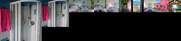 Night Galleria - bed & art