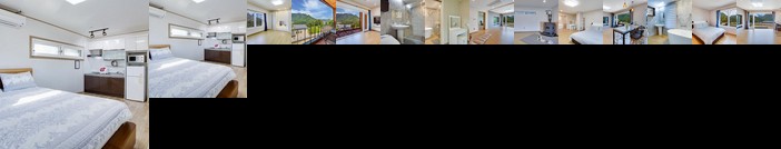 Danyang Dalbitmaeul Pension