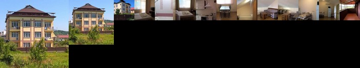 Apartment on Kamyshovoi 6