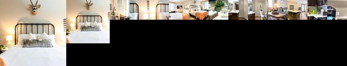 South Coast Dr Apartment