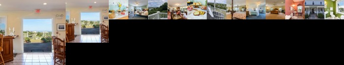 Payne's Harbor View Inn