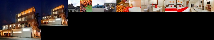 RedDoorz near Solo Square