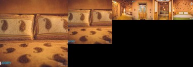 Kissing trees Homestay