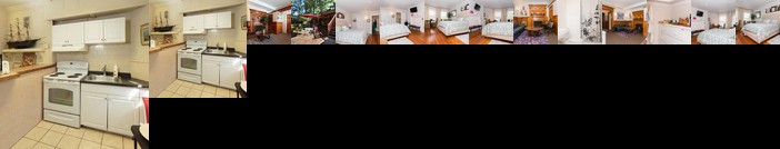 Large Private Room with Shared Bathroom Close to Fenway Boston College/University