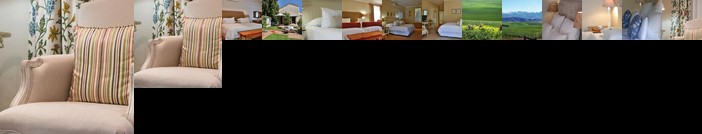 Via's Guesthouse and Deli