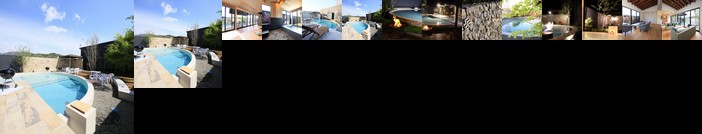 Natural hot spring Rurinohama