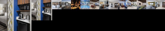 Holiday Inn Express & Suites Kelowna - East