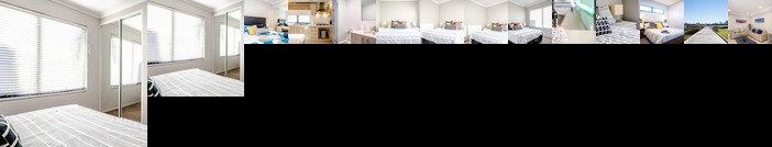 VIP Stays - Modern Watson Place