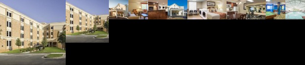 Patrick Henry Inn & Square