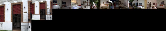 La Puerta Roja Guess House