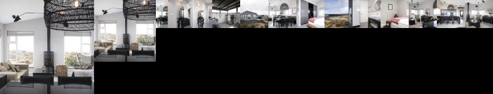 Hvassahraun Cabin by the Sea