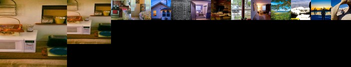 Cozy Muir Cottage - In Town - Pet Friendly