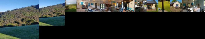 Boutique Art Retreat