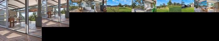 Howes Valley Hideaway - Edge of the Wild