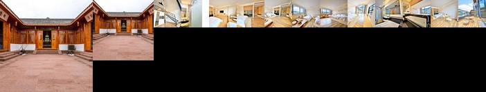 Emeis Van Stars Mountain Lodge