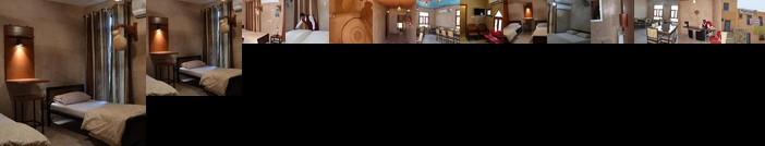 Durrat Al-misfah Guest House