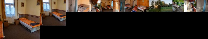 Koberc Panzio Udulohazak es Etterem