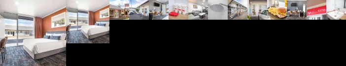 Horse & Jockey Hotel Motel