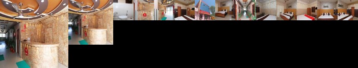 OYO 13234 Hotel Mahak