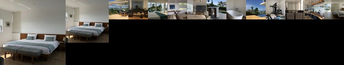 The Bay at Cape Yamu by Jiratha