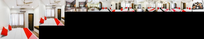 OYO 13810 Hotel The Gentleman