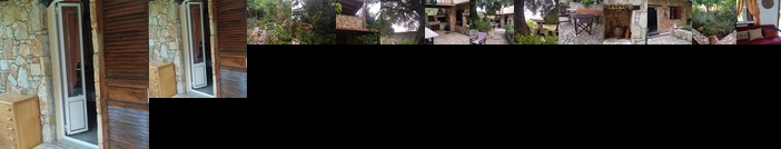 Mavromichelos Traditional House