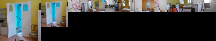 The Acropolis Traditional Apartment