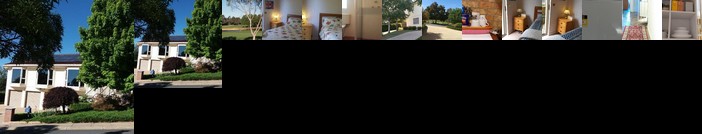 Sweet Home by the Golf Course