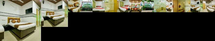 OYO 19587 Chembil Residency