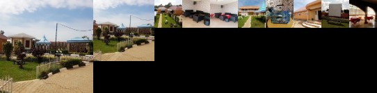 Happy Wallet Gardens Hotel