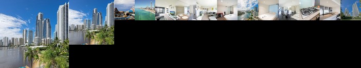 Superb Surfers Paradise Apartment - Top Location
