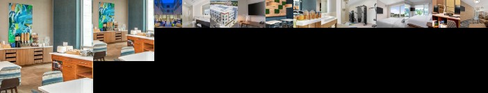 Element Hampton Peninsula Town Center