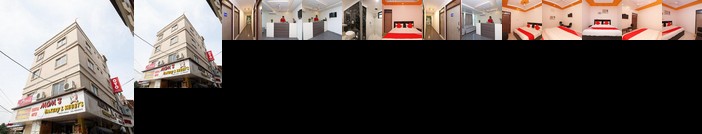 OYO 37918 Hotel Signature Inn