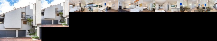 Como Mezzanine Retreat