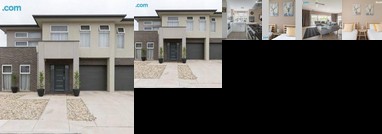 Huge 4 bedrooms close to the beach - 2 living areas