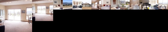 Guest Suite with Mountain View Near Hobart