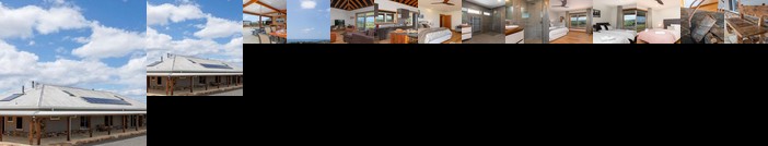 Willowview - coastal retreat stunning views