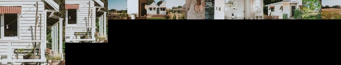 Blacksmiths Cottage Lyonville